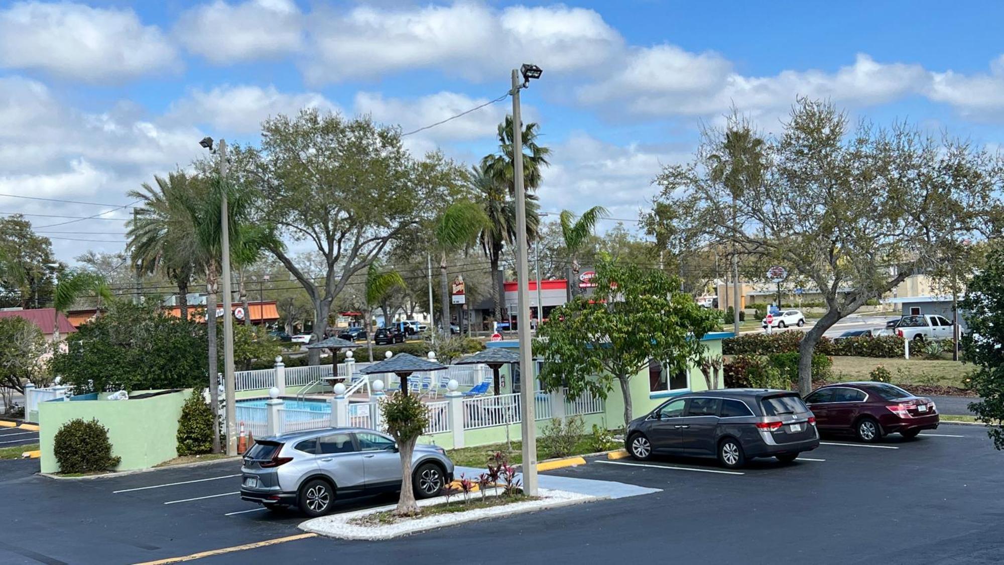 Gulf Way Inn Clearwater Exterior photo