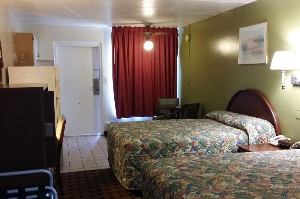 Gulf Way Inn Clearwater Exterior photo